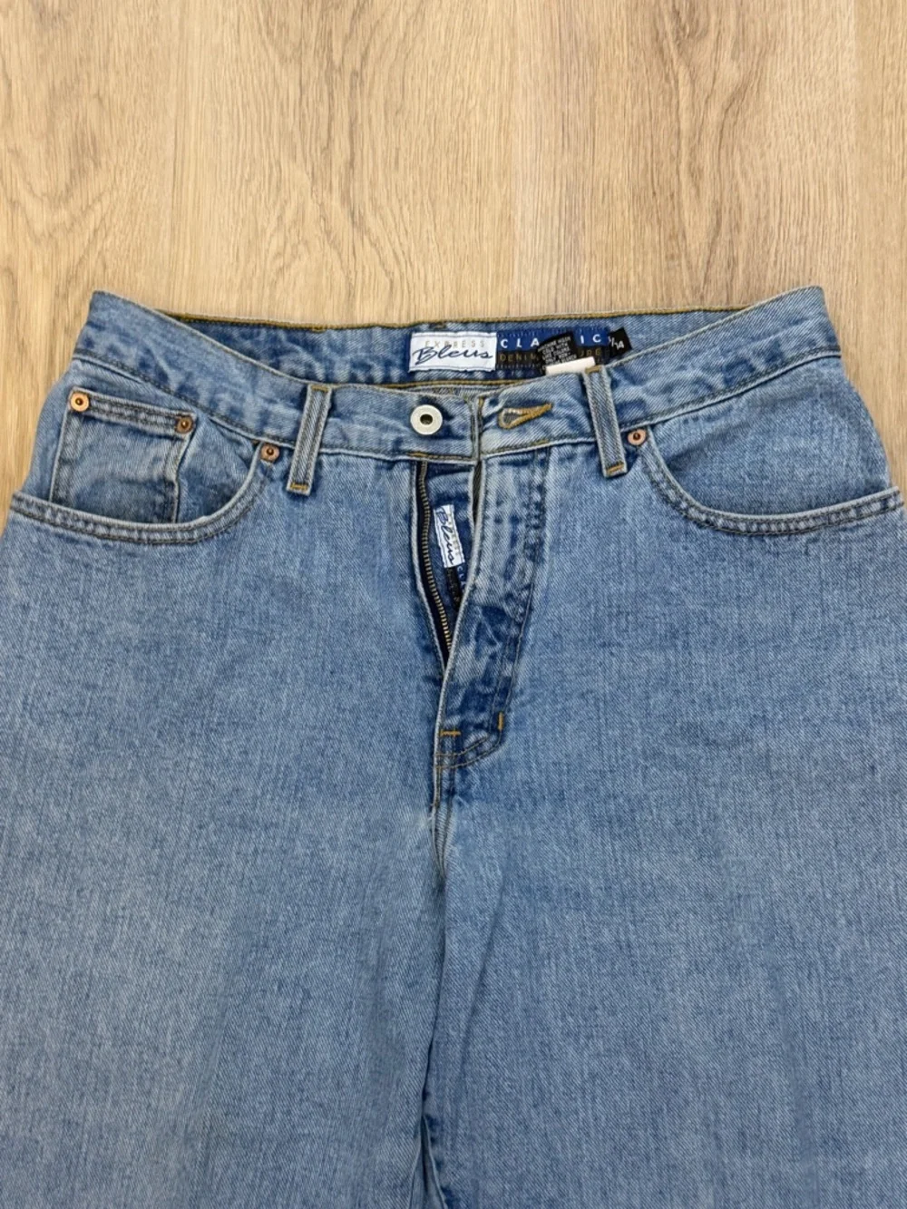 Vintage Express Bleus Classic High-Rise Light Blue Jeans